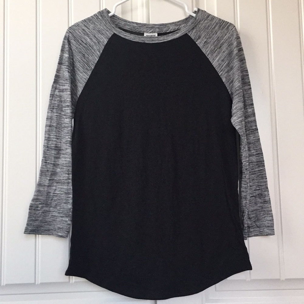 🔆SALE🔆 VS Pink Black/Gray Baseball Shirt